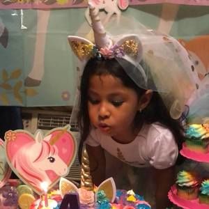 Meet your Posher, Noelia